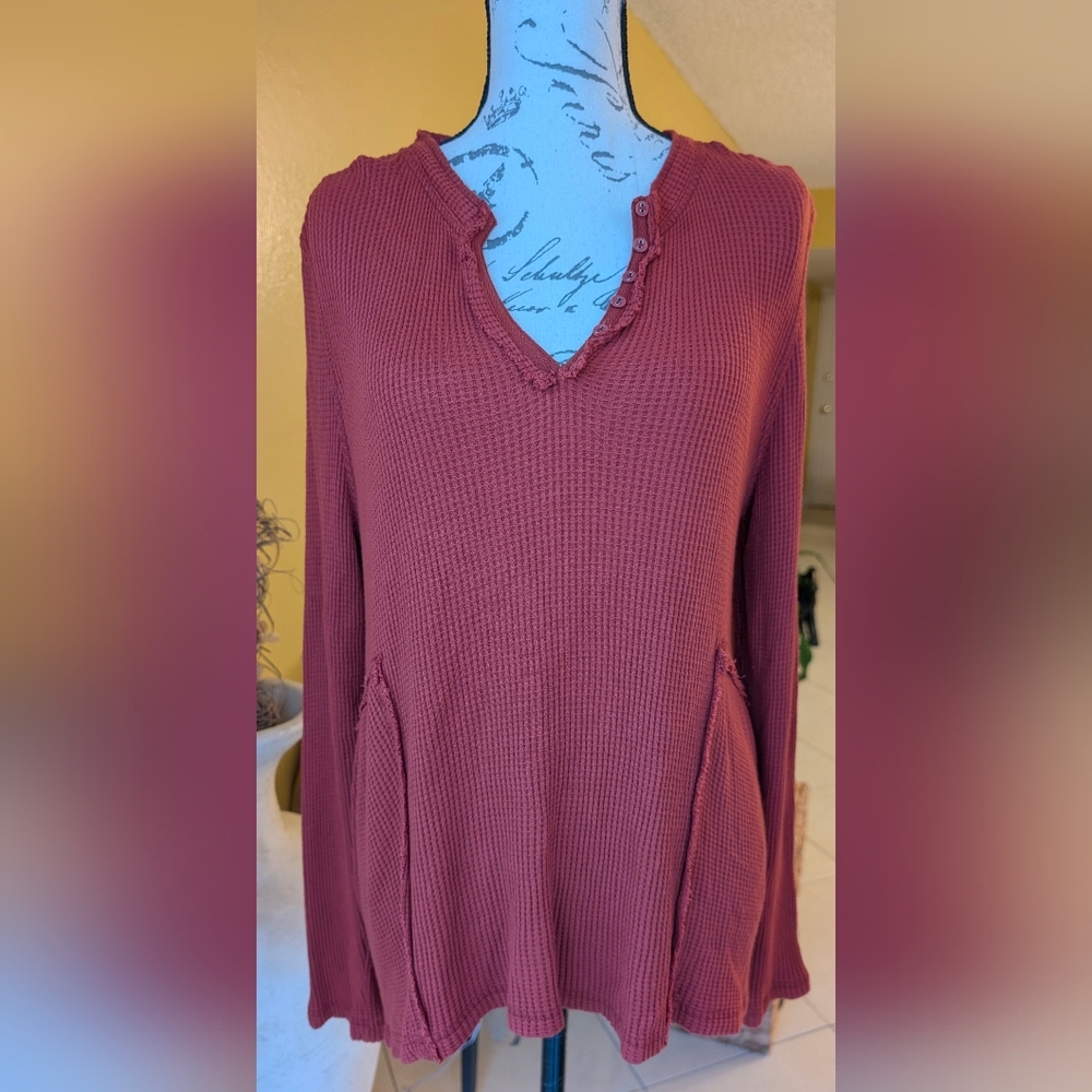 Sundance Rust Color Waffle Knit Thermal Henley Long Sleeve Top Size Medium